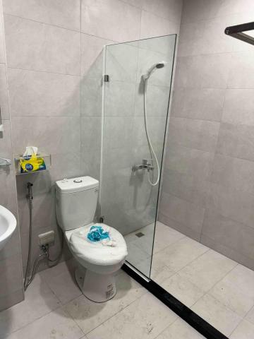 弘元裝潢有限公司 - 淋浴固定片