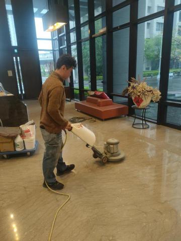 連天環保科技有限公司 - 地板晶化工程