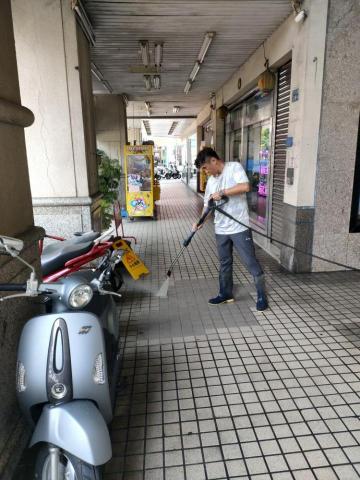 連天環保科技有限公司 - 社區高壓水柱清洗工程
