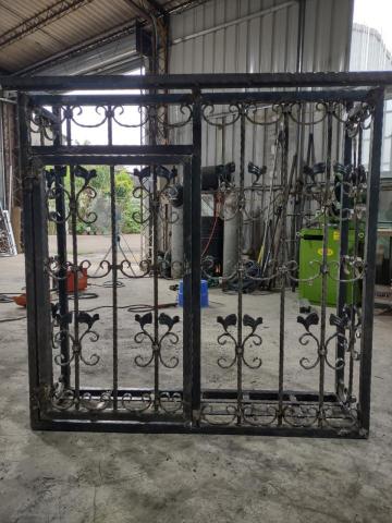 元順金屬企業股份有限公司 - 居家-鍛造窗（鍍鋅）