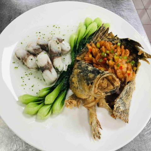 潘是小潘的潘 - 鱸魚雙吃