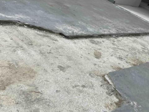 鴻銓工程有限公司 - 填縫劑，把破損的地方把填縫