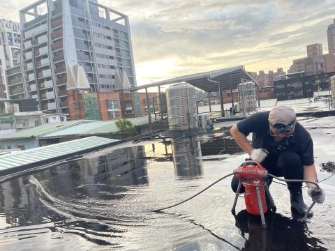 《速達通》水管包通\馬桶包通\各式水管堵塞 - 