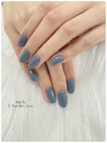D.Rush Nail Salon - ❤️ 基本施作項目：
單色 $880 (包含基本前置保養)❤️
➻ 跳一色 (最多3色) $50
➻ 設計款式 (來圖報價) $1300起
➻ 他家卸甲續作 需要另收 $300
