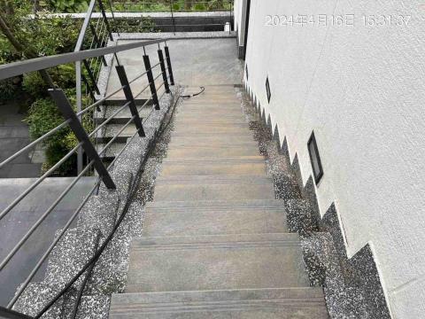 林育賢 - 樓梯清洗前