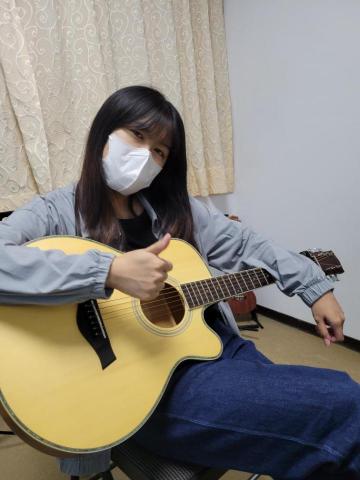 豐奇Archie老師 - 善良溫和女大學生