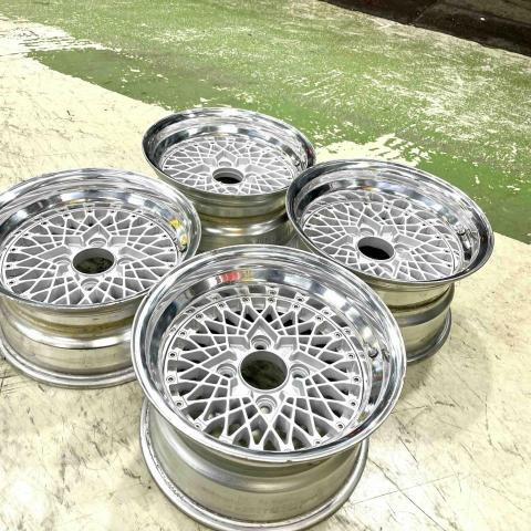 李勤 -  日拍輪框代標