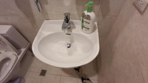 日日通環保 - 浴室洗手阻塞排水管疏通