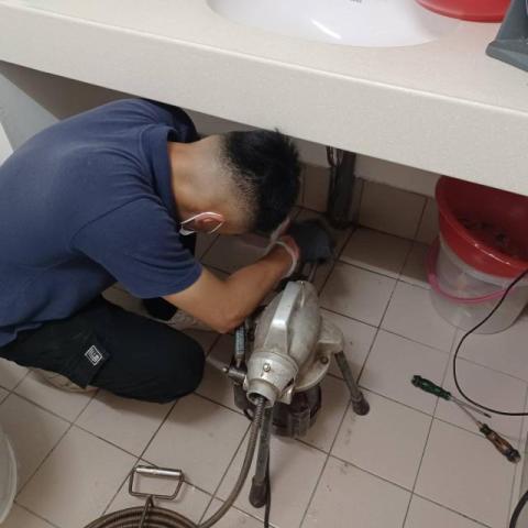 立即通企業社 - 浴室下水阻塞疏通排水管