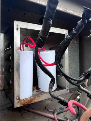 高信明 - 井水啟動電容安裝完成