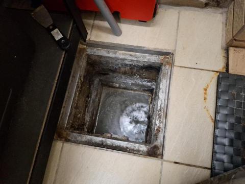 日日通環保 - 排水集中槽排水管堵塞陰井阻塞疏通排水管