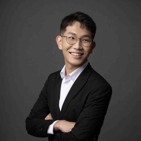 提供推動esg服務的專家劉東霖