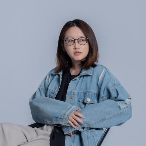 提供pttiphone版服務的專家Erica