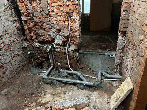 佳銓水電空調工程行 - 廁所管路翻新