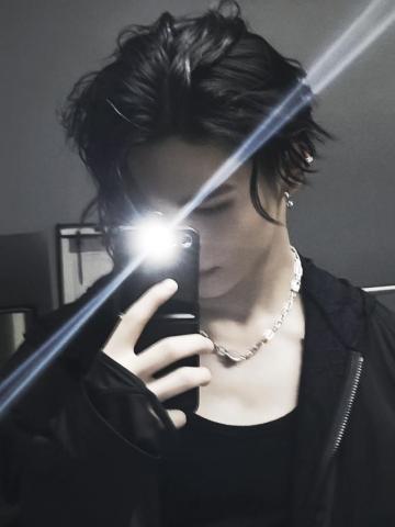 提供污汚漫画服務的專家汚鴉