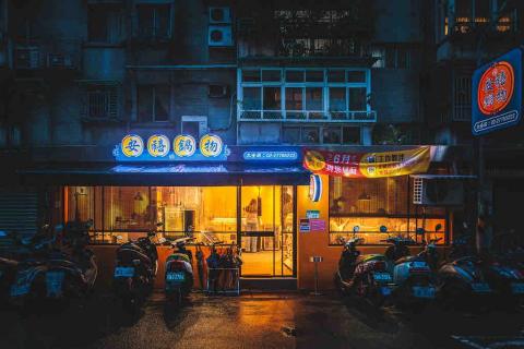 Shelby 廣告印刷 - 招牌設計+紅布條（含設計安裝製作）