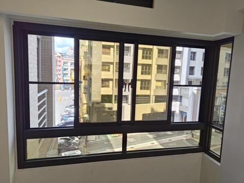 璟昕鋁門窗 - 包框 轉角