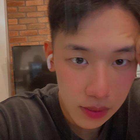 提供幼兒美術服務的專家王文成