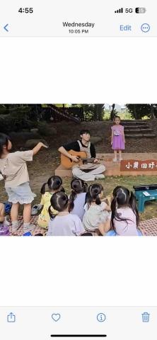 張晉偉 - 幼兒園吉他表演