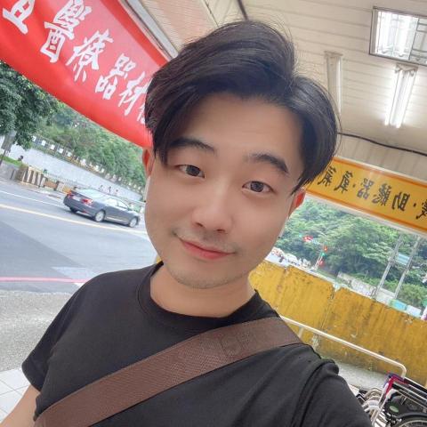 提供餵貓服務的專家久安