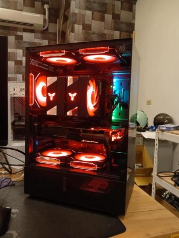 劉偉恩（惟馨資訊） - 帥只是一個字，陪了他一輩子
（全有保固）