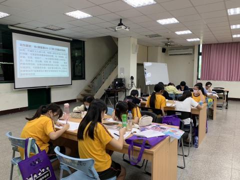 Hung - 【國中國文作文】寫作練習