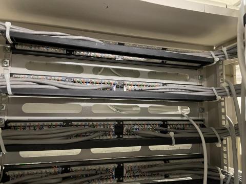 劉祐成 - 機房整線