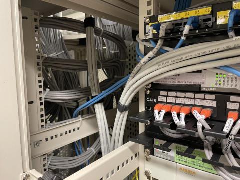 劉祐成 - 網路機房建置