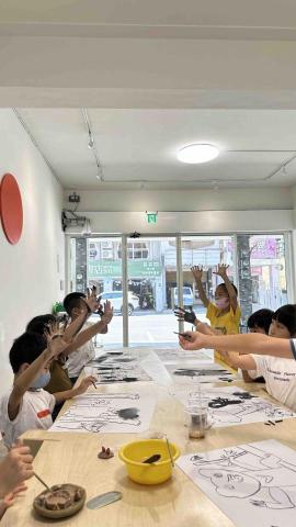 李依蓁 - 兒童美術