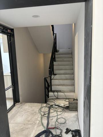 鑫海工程行 - 樓梯扶手欄杆