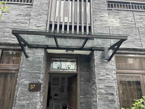 鉅軒企業社 - 中壢採光罩