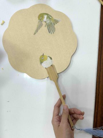 顏安立 -  扇面綠繡眼