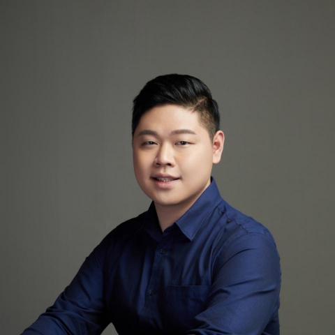 提供台北富邦銀行客服服務的專家彭佑捷