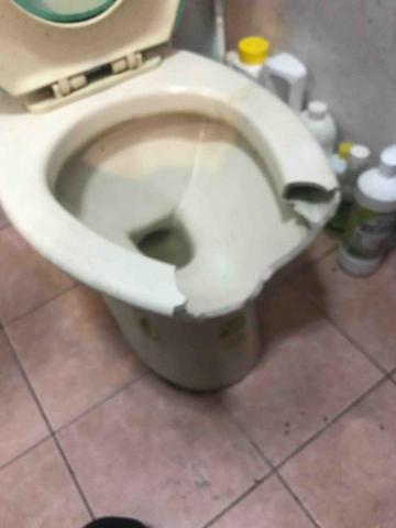 竑亮水電工程 - 仁武更換馬桶