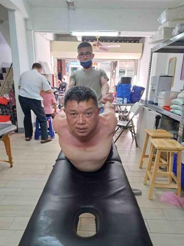 盧師傅養生殿 - 泰式拉背舒壓