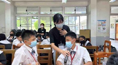 蔡佳宸 - 於泰國清邁擔任華語文志工