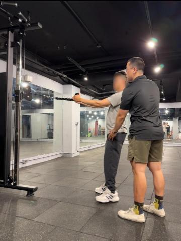 Dean Chen - 深入淺出專業指導