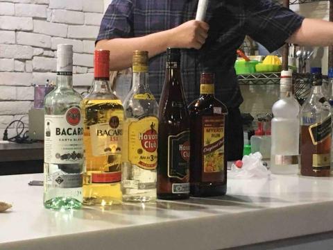 Bartender黃中煒（ST1ng) - IBA國際調酒師訓練