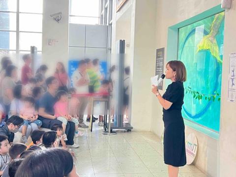 婚禮/活動主持人 菲菲 Shirley - 國立基隆海洋科技博物館 人魚活動主持。主要分享減少垃圾概念給大/小朋友