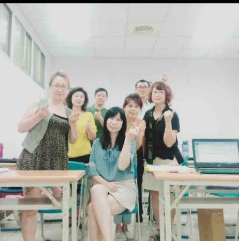 Penny 專業英文教師 - 成人生活會話班