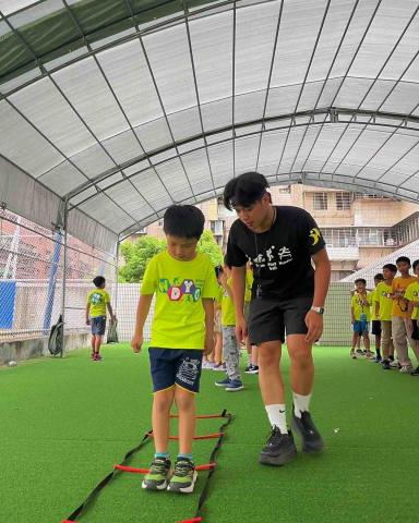 吳俊葳 - 繩梯敏捷訓練