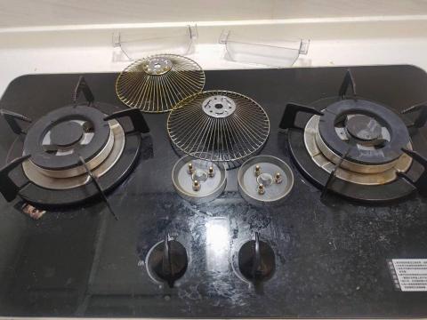 周光山 - 爐具清潔前