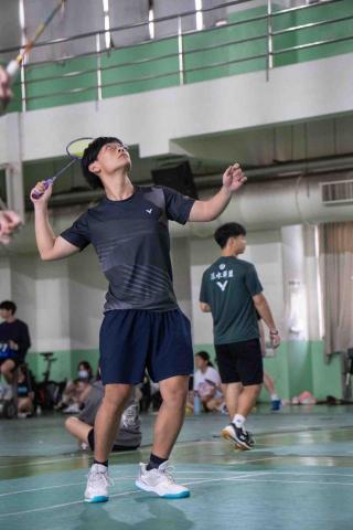 楊淳凱（應屆高醫牙醫） - 