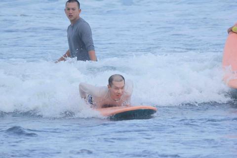 小豪（衝浪教學） - 