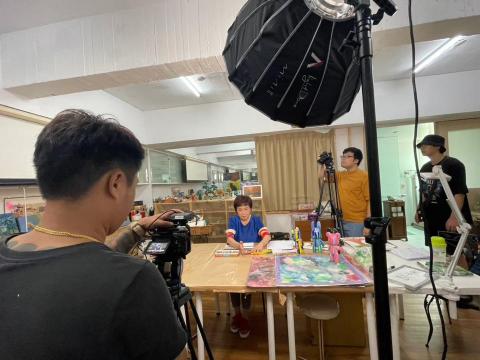 YEH - 線上課程拍攝製作
