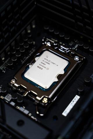 貓語資訊 - CPU安裝實例