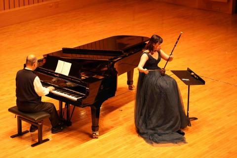 朱悅曦 - 二胡表演