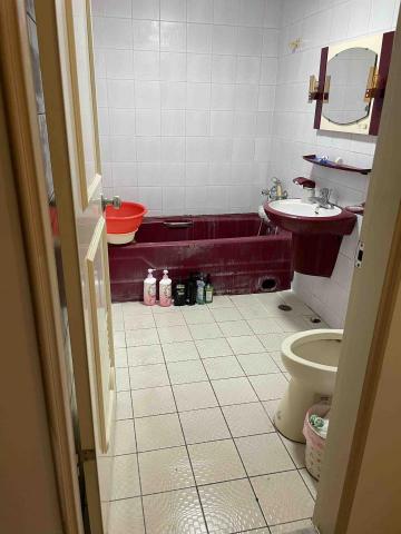 小郭 - 廁所整修前