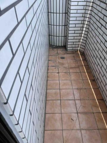 小郭 - 陽台地磚更新前