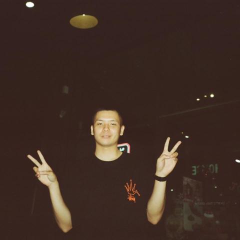 提供612排球服務的專家呂瑞育